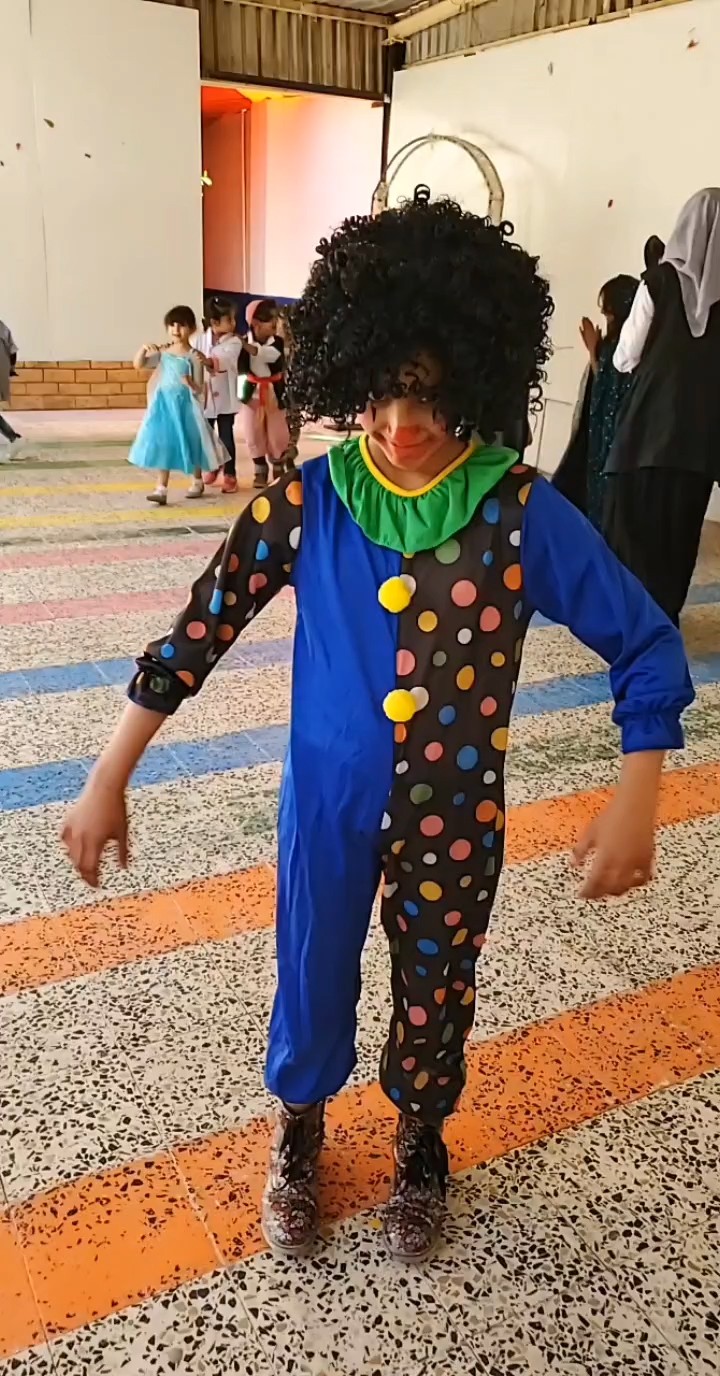  Costume Day